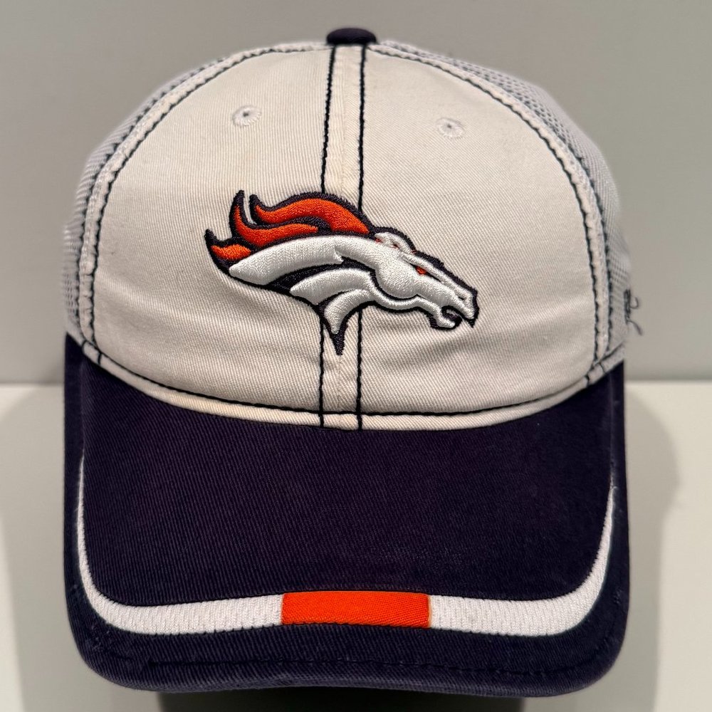 Denver Broncos Reebok On-Field Strapback Adjustable Hat Cap White/Navy